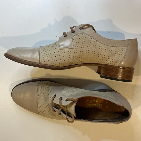 Vintage Bally lace-up cap toe dress shoe - Picture 1 of 6